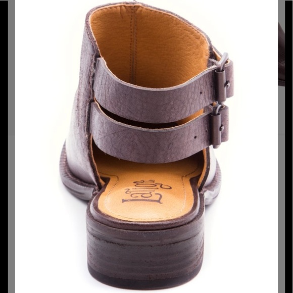 🤎🤎 Espresso Leather Double Strap Shootie 🤎🤎 - Picture 4 of 10